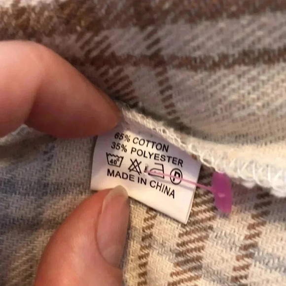 Country Boutique Plaid Flannel Shirt Jacket - Picture 3 of 4